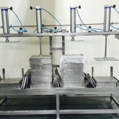 Heavy Duty Commercial Paneer and Cheese Press Machine, SS Body
